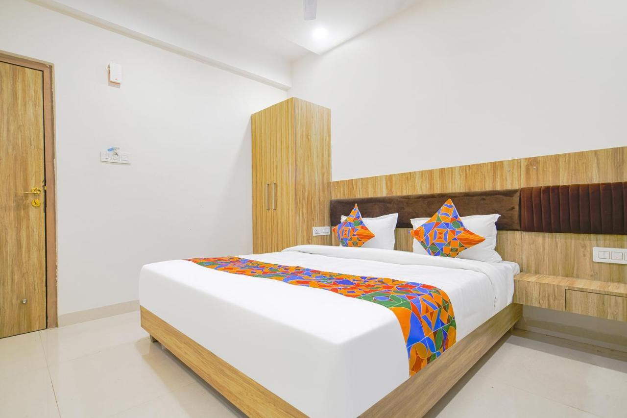 Fabhotel Suraj Kunj Ιντόρ Εξωτερικό φωτογραφία