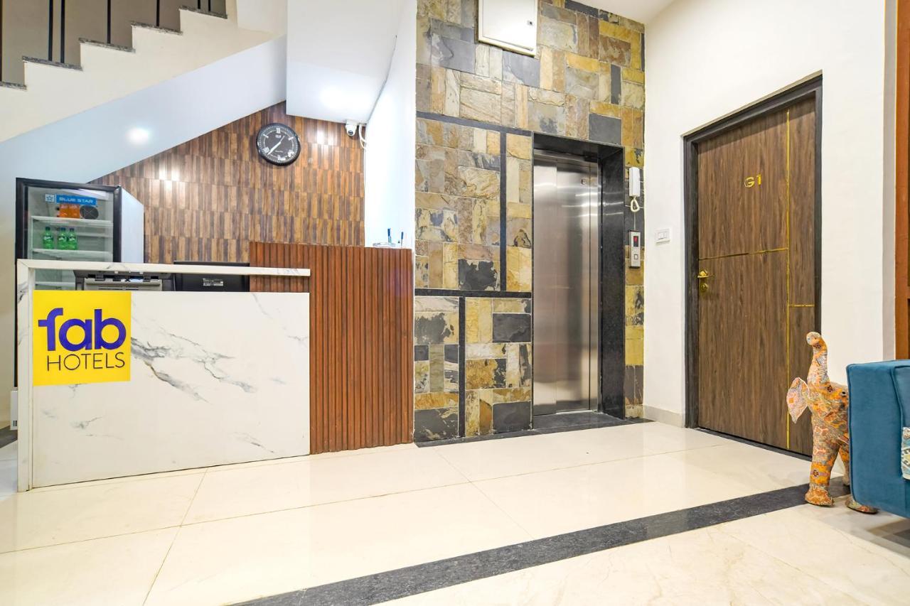 Fabhotel Suraj Kunj Ιντόρ Εξωτερικό φωτογραφία